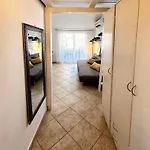 Luka Apartament Srima